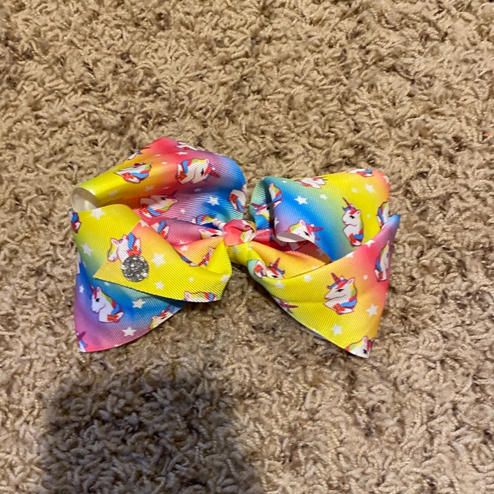 Rainbow unicorn JoJo Siwa bow